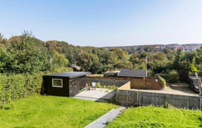 2 Bedroom Lovely Home In Thisted